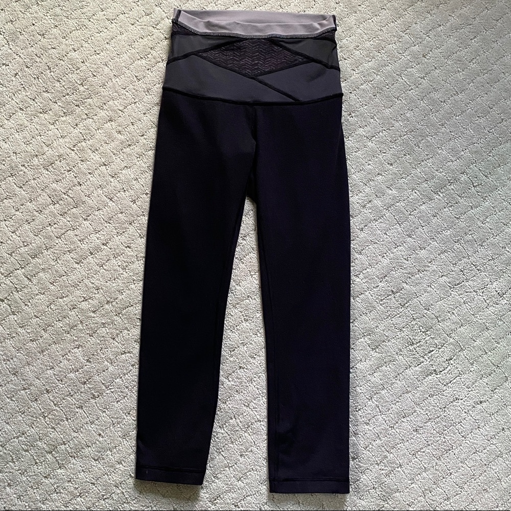 Lululemon crop leggings, size 4